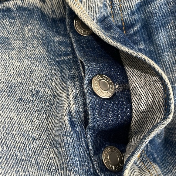 H&M &Denim Mom Jeans Ultra High Waist Ankle Blue Medium Wash Button Fly Size 2 - Picture 10 of 12